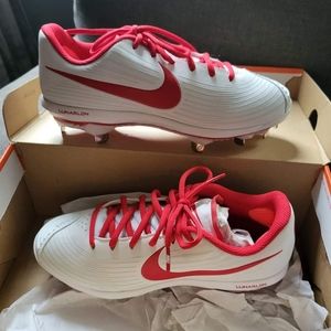 NIB W Lunar Hyberdiamond 3 Pro size 7 Softball Cleats